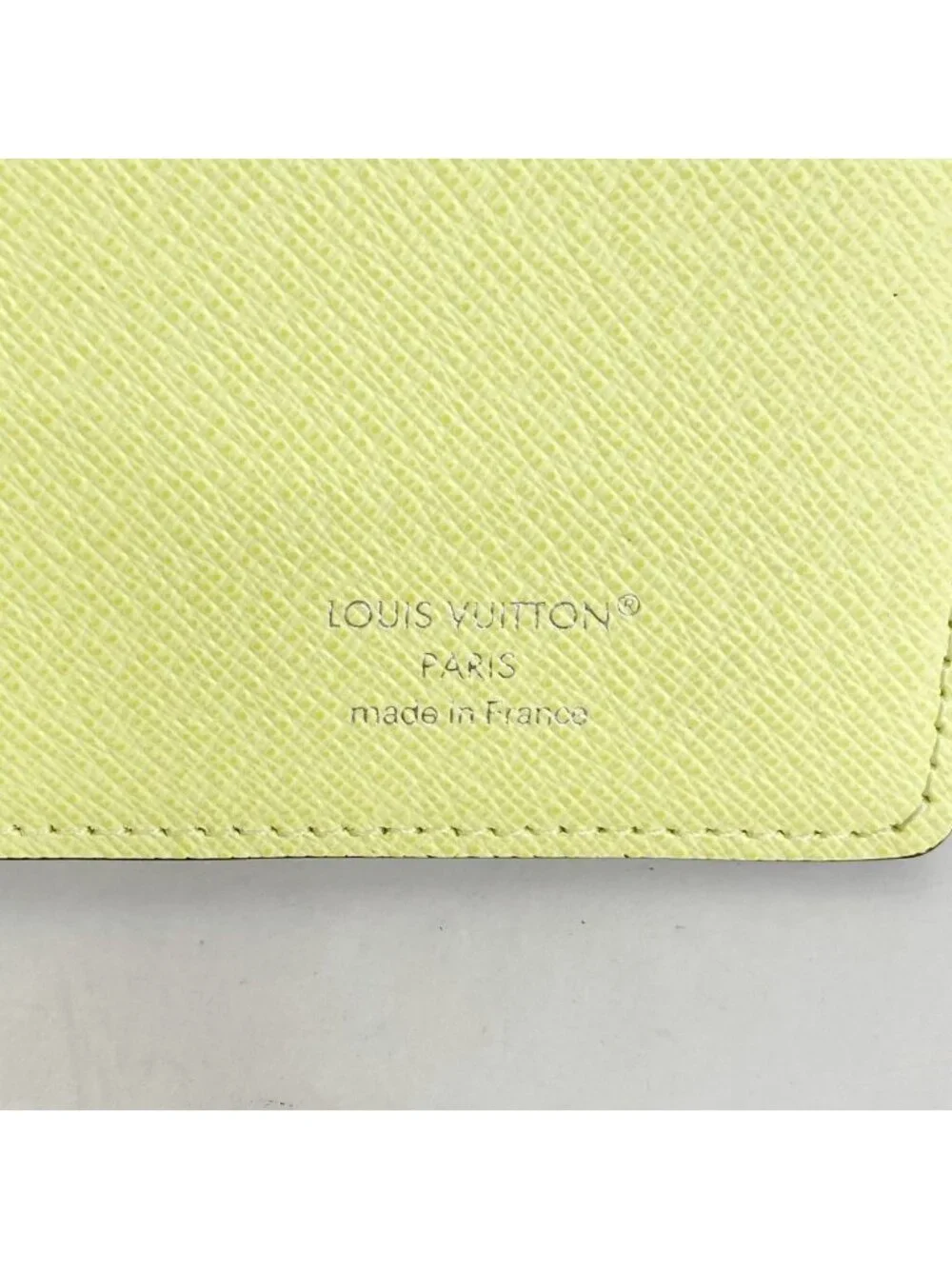 Louis Vuitton Wallet Taigarama Portefeuille Brazza Lemon